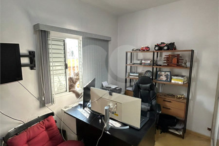 Sobrado venda no Alto da Mooca, com 266m2, 4 quartos, 3 salas, área gourmet e 2 vagas de garagem
