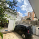 Terreno 10 X 30m,ideal para construtor, com casa principal, mais 3 casas no mesmo terreno e gerando renda, em Perdizes - São Paulo