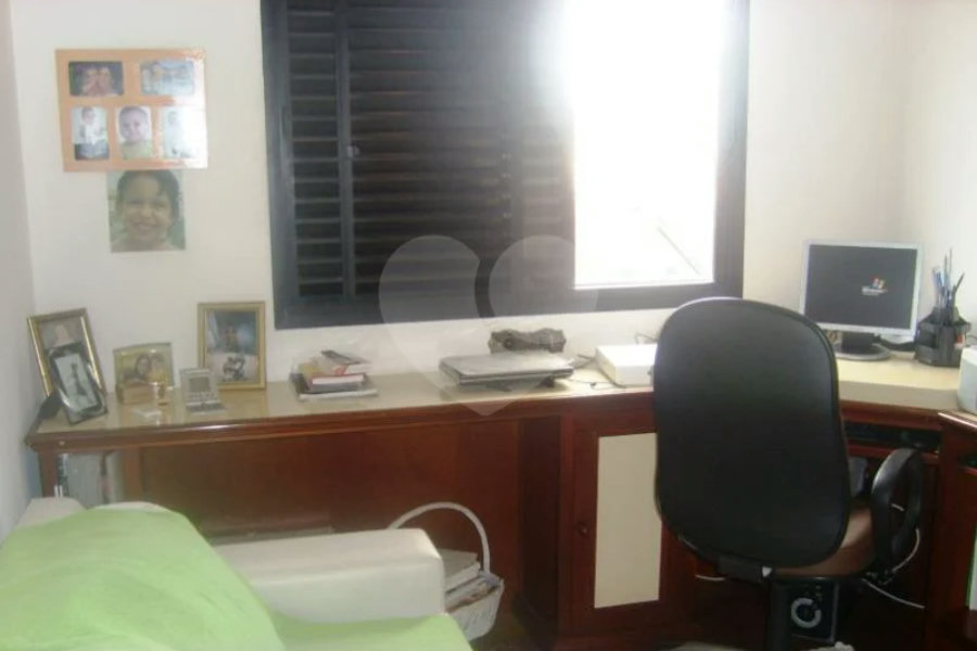 Apartartamento próximo ao Mertrô com 3 quartos