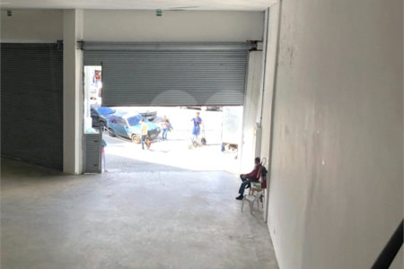 Imóvel comercial para locação em Santo Amaro.