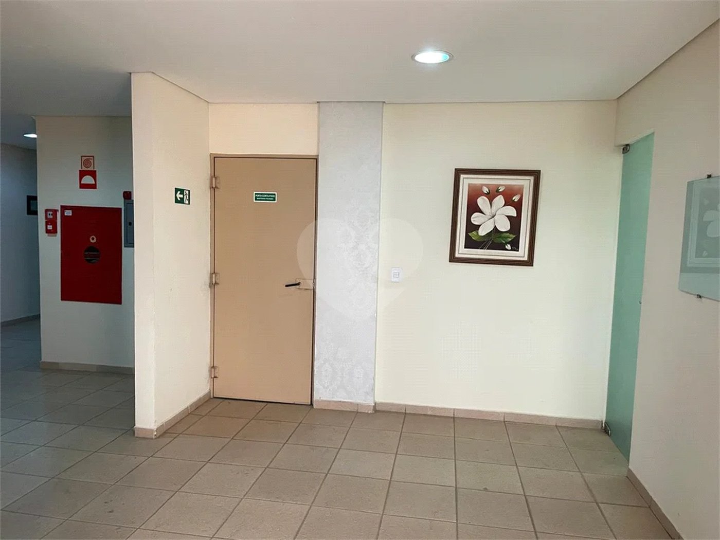 Apartamento à venda com 3 quartos, sendo 1 suíte, em Vila Nova, Louveira, SP