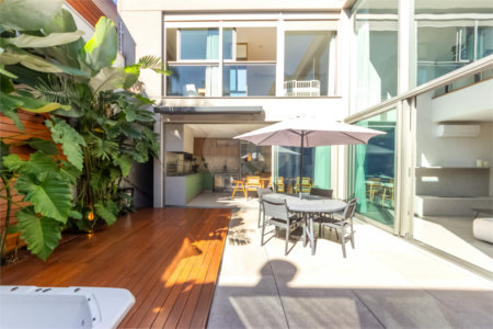 Casa à venda com 3 suítes no condomínio Lazuli, São Paulo - SP