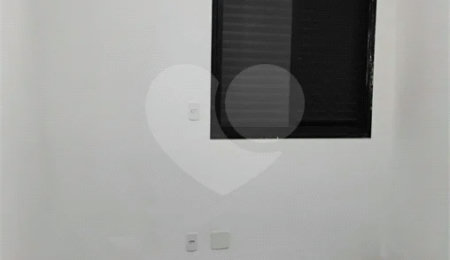 Apartamento 2 dormitórios no Jardim Prudência.