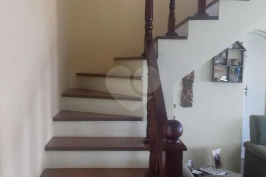 Lindo sobrado com suíte master.