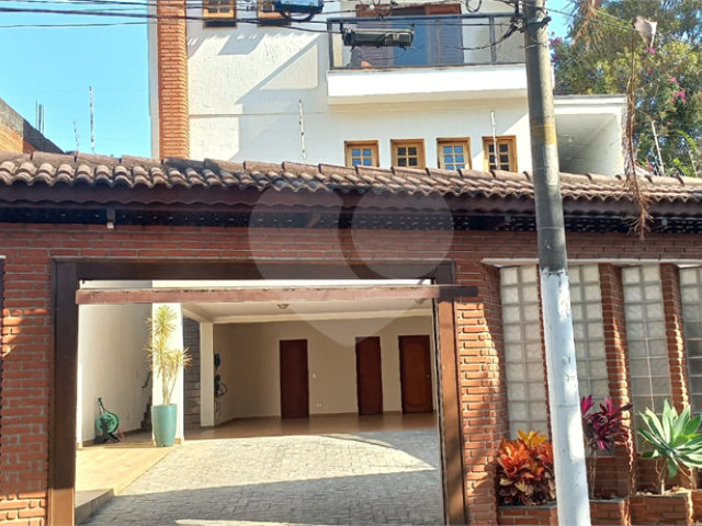 Sobrado à venda com 3 suítes em Palmas do Tremembé, São Paulo, SP