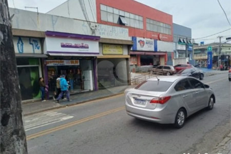 Casa comercial com 120m² , à venda em Guarulhos.