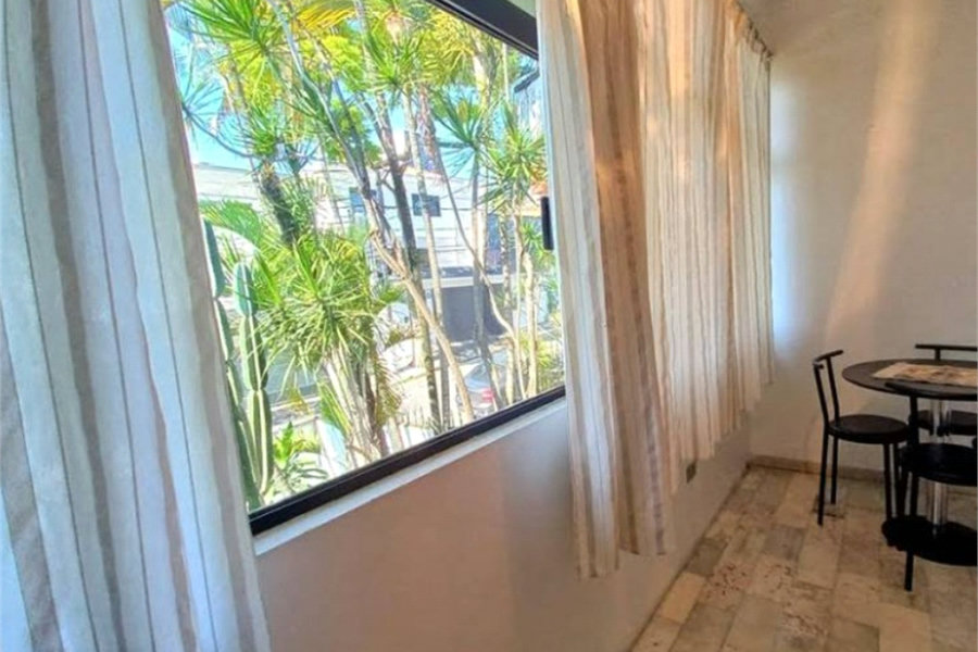 Sobrado à venda 241m² na Vila Mariana 04 dormitórios, 01 suíte e 03 vagas.