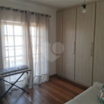Casa à Venda na Vila Rosália | 4 Dorms, Área Gourmet e Rua Sem Saída