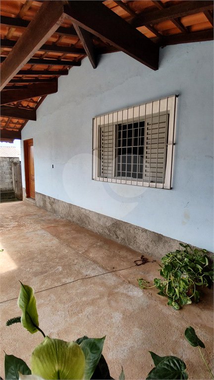 Casa à venda com 3 quartos, sendo 1 suíte, em Vila Santa Helena, Atibaia, SP