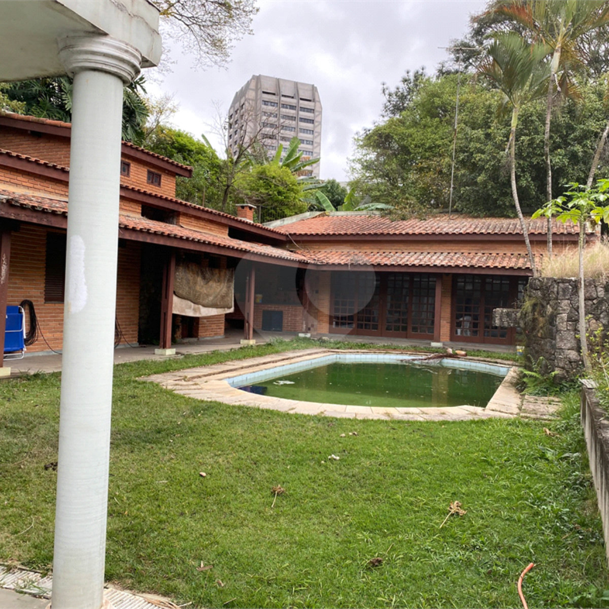 Sobrado à venda com 4 suítes em Alto da Boa Vista, São Paulo, SP