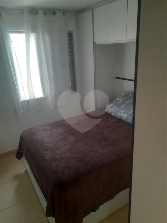 Apartamento à venda com 2 quartos em Cidade Tiradentes, São Paulo, SP