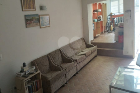 Casa à venda com 3 quartos em Mirandópolis, São Paulo, SP