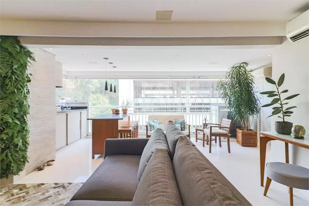 Apartamento à venda com 2 quartos, sendo 1 suíte, em Jaguaré, São Paulo, SP