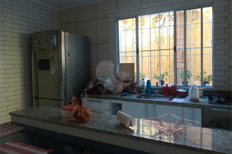 Sobrado à venda com 3 quartos, sendo 1 suíte,  em Tremembé, São Paulo, SP