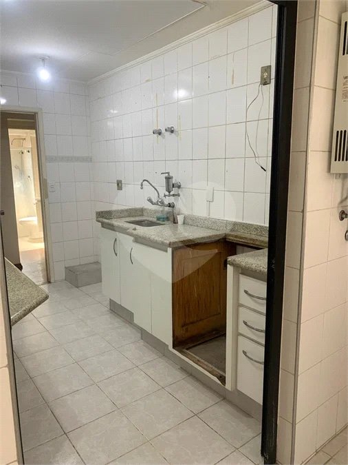 Apartamento à venda com 3 quartos, sendo 1 suíte, em Santana, São Paulo, SP