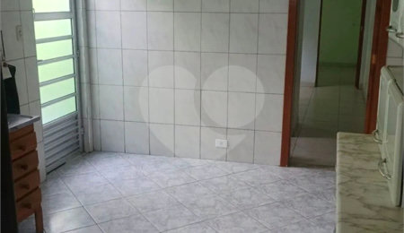 Sobrado à venda com 5 quartos em Vila Arriete, São Paulo, SP