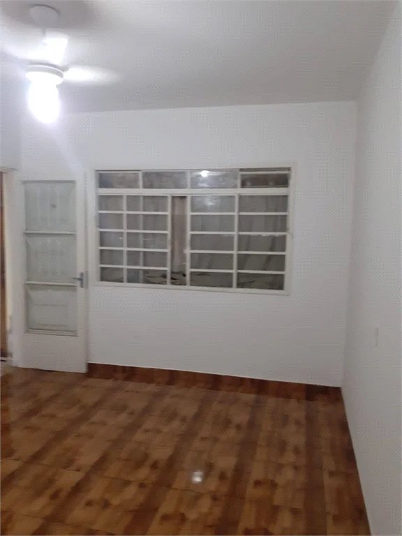 Sobrado à venda com 4 quartos, sendo 1 suíte, em Jardim Germânia, São Paulo, SP