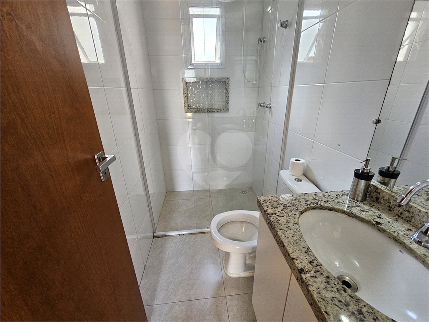 Sobrado à venda com 3 quartos, sendo 1 suíte,  em Vila Nivi, São Paulo, SP