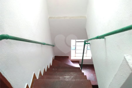 Sobrado à venda com 2 quartos em Vila Hamburguesa, São Paulo, SP