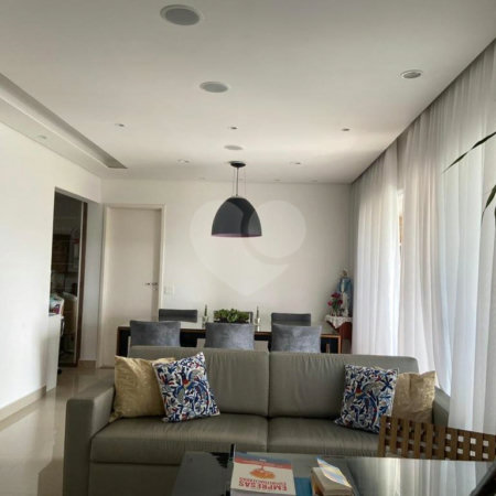 Apartamento à venda com 3 suítes em Vila Oliveira, Mogi das Cruzes, SP