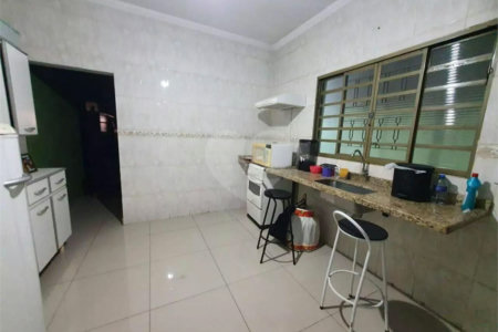Casa à venda com 3 quartos, sendo 1 suíte, em Jardim Califórnia, Indaiatuba, SP