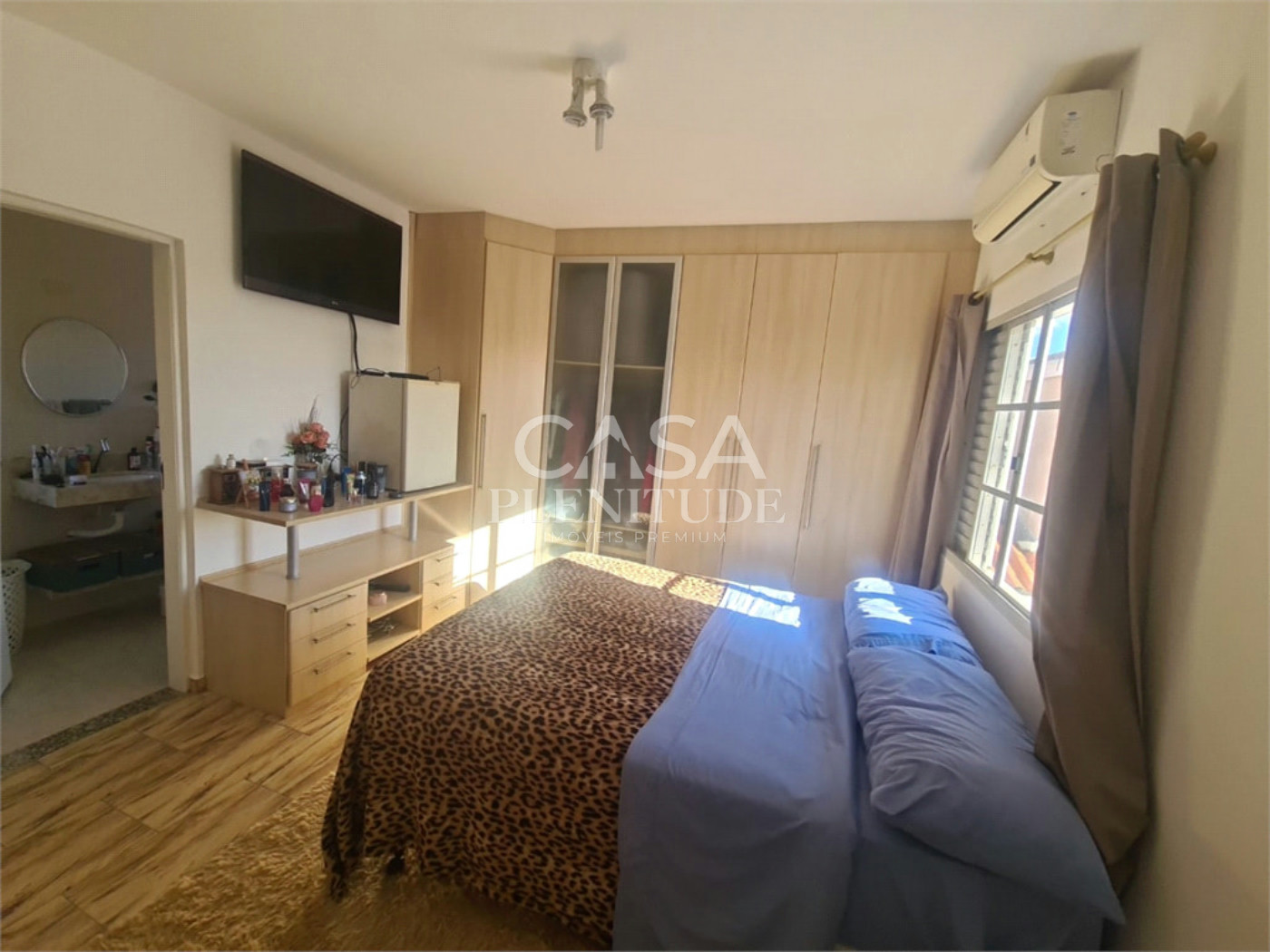 Casa em condomínio à venda com 3 quartos, sendo 1 suíte,  em Jardim Ibiti do Paço, Sorocaba, SP