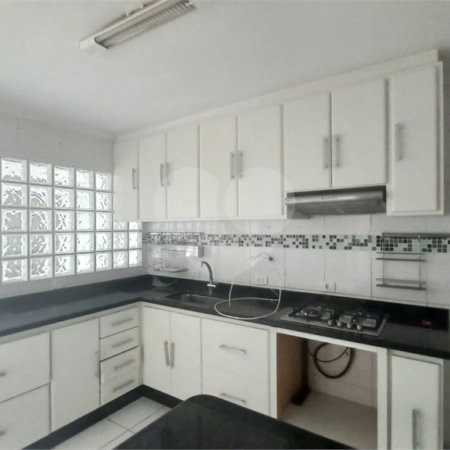 Apartamento à venda com 3 quartos, sendo 1 suíte,  em Vila Andrade, São Paulo, SP