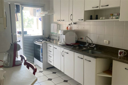 Apartamento à venda com 3 quartos, sendo 1 suíte, em Jardim Marajoara, São Paulo, SP