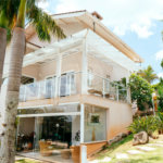 Casa à venda com 5 quartos, sendo 4 suítes, no condomínio Flamboyant, Atibaia - SP