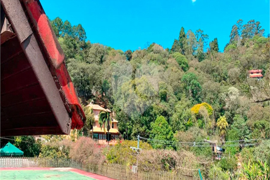 Casa à venda com 4 suítes em Roseira, Mairiporã, SP