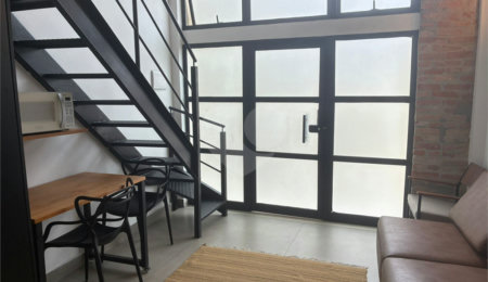 Duplex para alugar com 1 quarto em Mirandópolis, São Paulo, SP