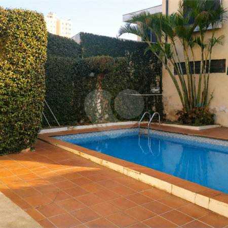 Casa à venda com 2 quartos, sendo 1 suíte, no Centro, Araraquara, SP