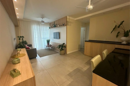 Apartamento à venda com 3 quartos, sendo 1 suíte,  em Vila Andrade, São Paulo, SP