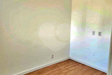 Apartamento à venda com 3 quartos, sendo 1 suíte,  em Jardim Caravelas, São Paulo, SP