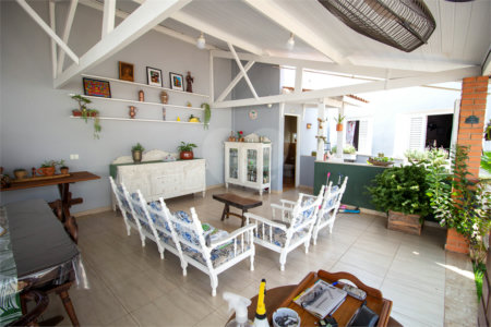 Casa à venda com 3 quartos, sendo 1 suíte,  em Jardim Bandeirantes, São Roque, SP