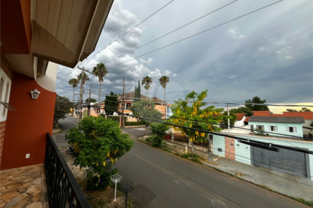 Casa à venda com 4 quartos, sendo 2 suítes,  em Vila Barth, Itapetininga, SP