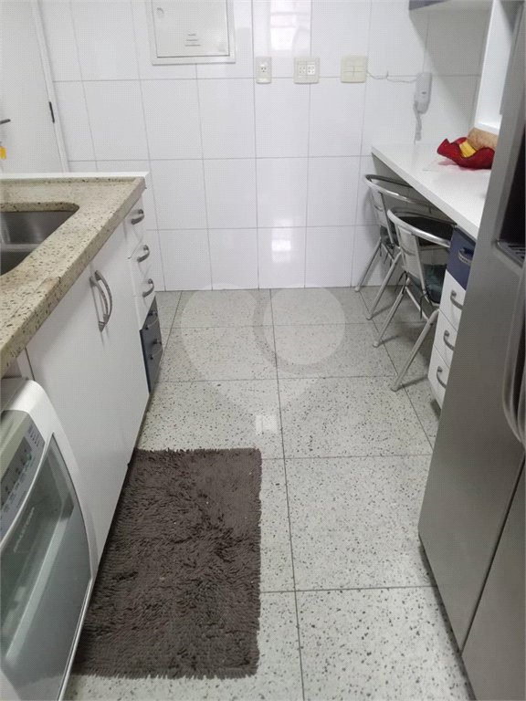Apartamento à venda com 3 quartos, sendo 2 suítes,  em Campo Belo, São Paulo, SP
