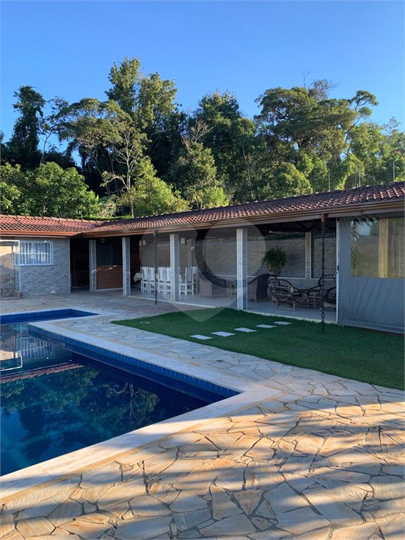 Casa Térrea à venda com 3 quartos, sendo 1 suíte, em Alpes D'ouro, Bom Jesus dos Perdões, SP