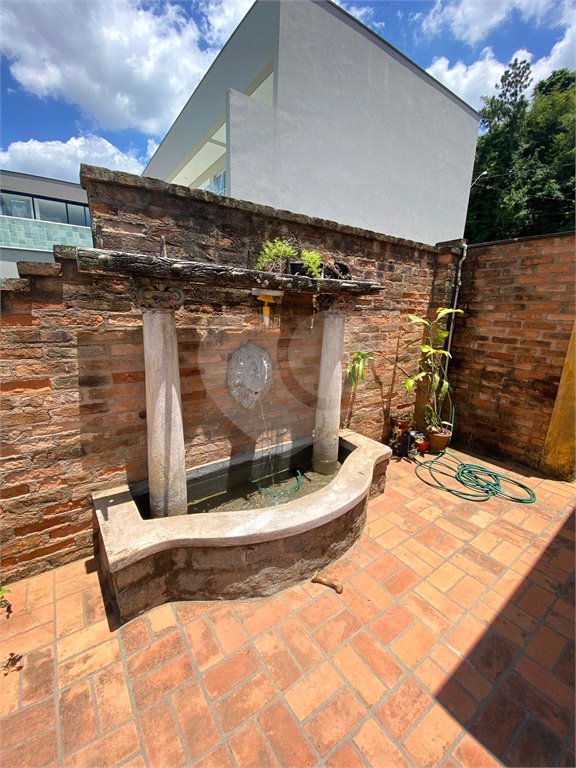 Casa à venda com 4 suítes no condomínio São Joaquim, Vinhedo - SP