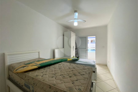 Apartamento à venda com 2 quartos, sendo 1 suíte, em Guilhermina, Praia Grande, SP