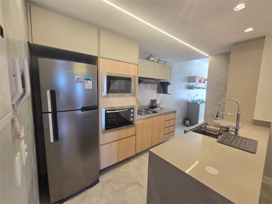 Apartamento à venda ou para alugar com 2 quartos, sendo 1 suíte, em Leblon, Rio de Janeiro, RJ