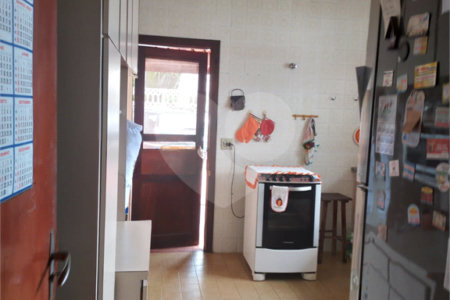 Casa à venda com 3 quartos, sendo 2 suítes, em Vila Santista, Atibaia, SP
