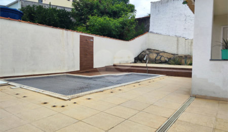 Sobrado à venda com 2 quartos em Jardim Emília, Sorocaba, SP