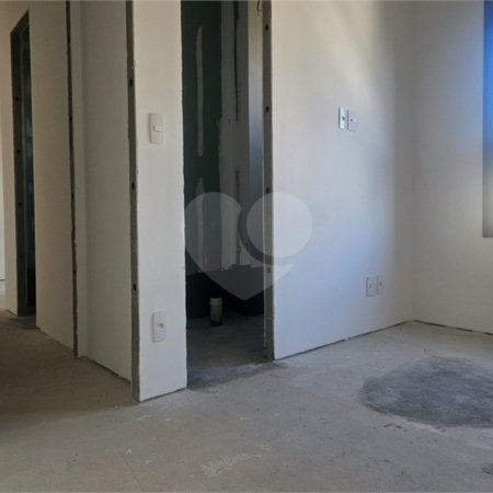 Apartamento à venda com 3 quartos, sendo 1 suíte,  em Pinheiros, São Paulo, SP
