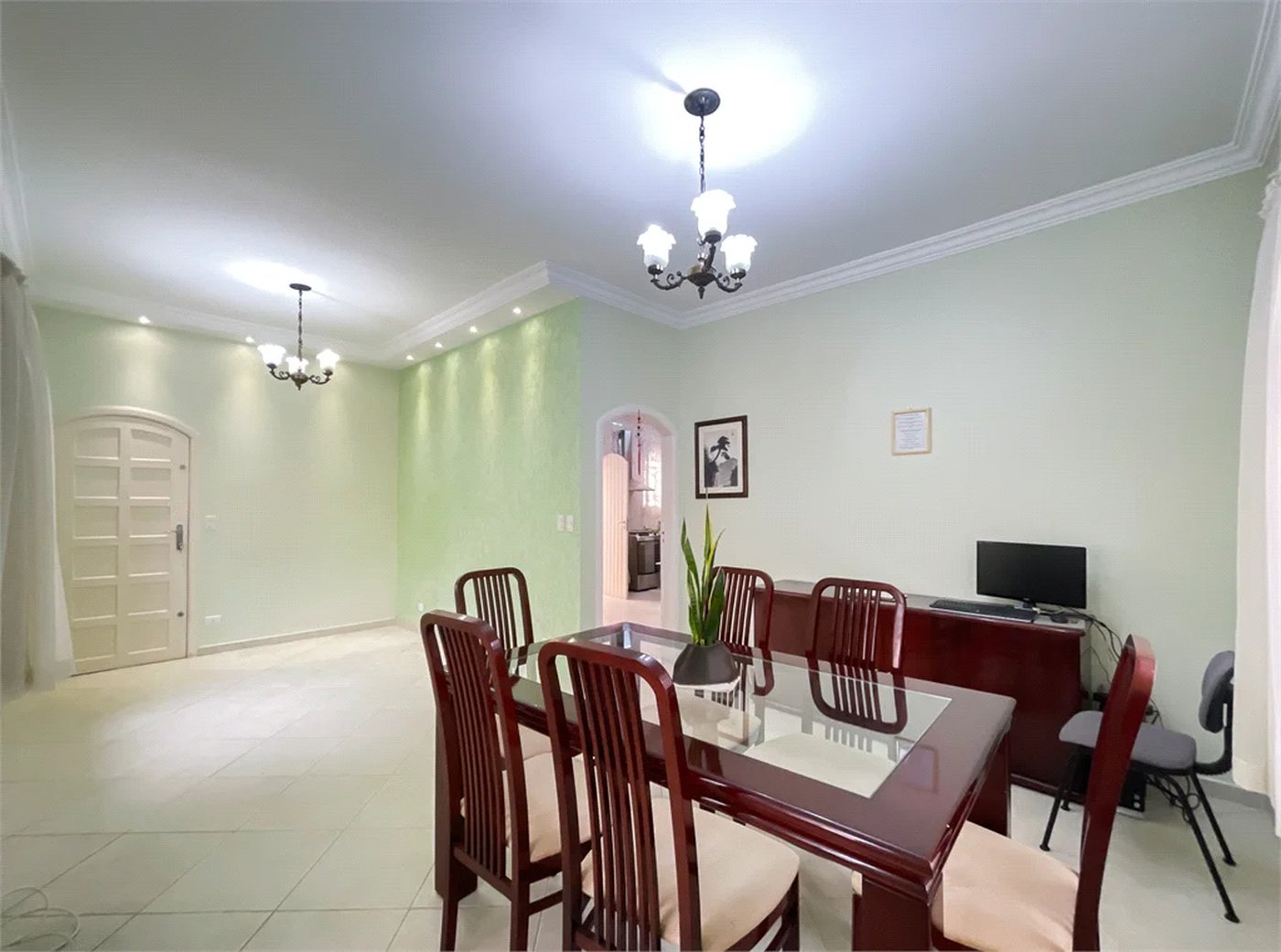 Casa Térrea à venda com 6 quartos, sendo 3 suítes, em Instituto de Previdência, São Paulo, SP