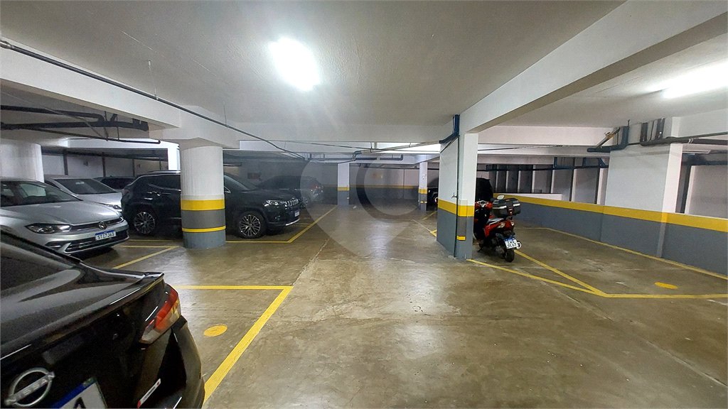 Apartamento à venda com 3 quartos, sendo 1 suíte, em Vila Olímpia, São Paulo, SP