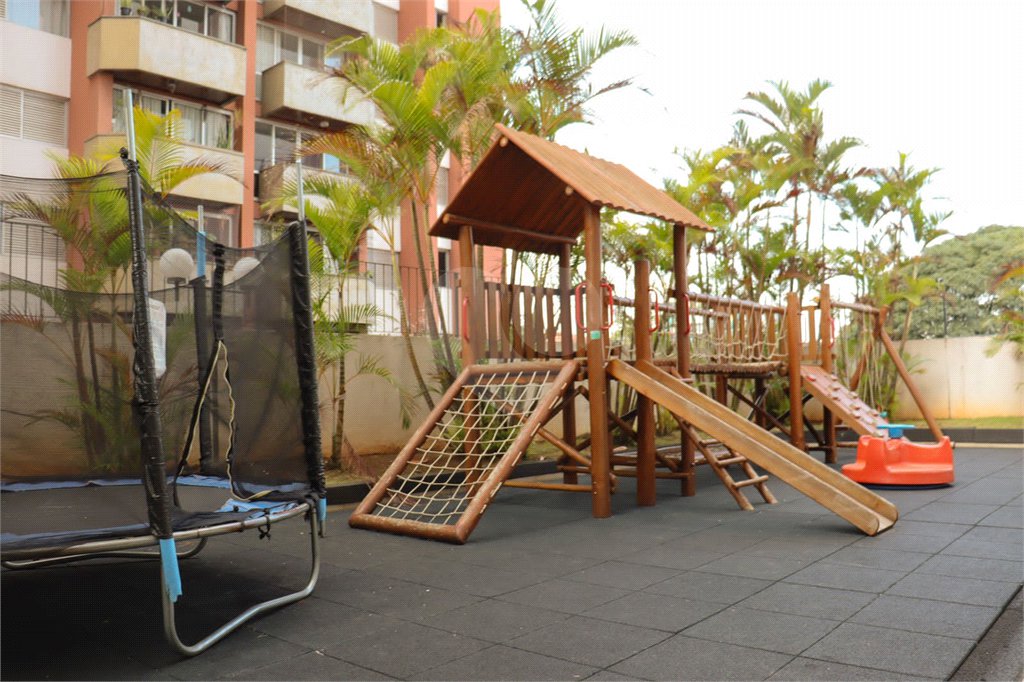 Apartamento à venda com 3 quartos, sendo 1 suíte, em Vila Madalena, São Paulo, SP