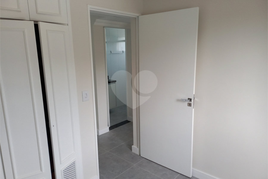 Apartamento à venda com 2 quartos em Parada Inglesa, São Paulo, SP