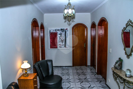 Casa à venda ou para alugar com 4 quartos, sendo 2 suítes, em Vila Santa Catarina, São Paulo, SP