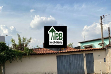Sobrado à venda com 2 quartos, sendo 1 suíte, em Jardim Maria Antônia Prado, Sorocaba, SP
